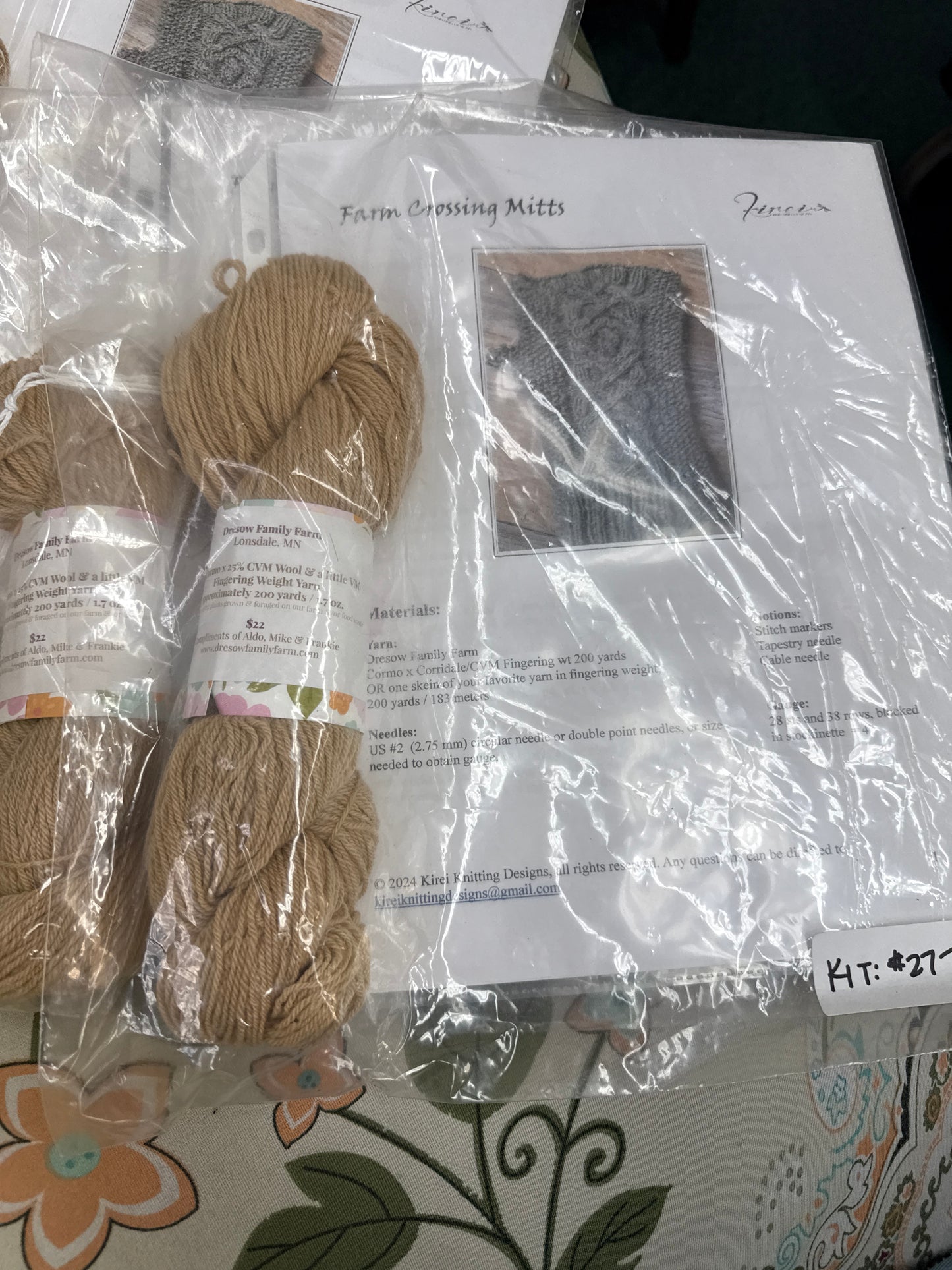 Farm crossings mitts kit