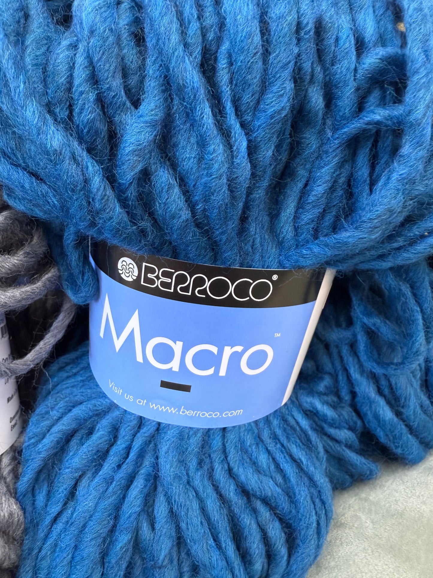 Macro Yarn