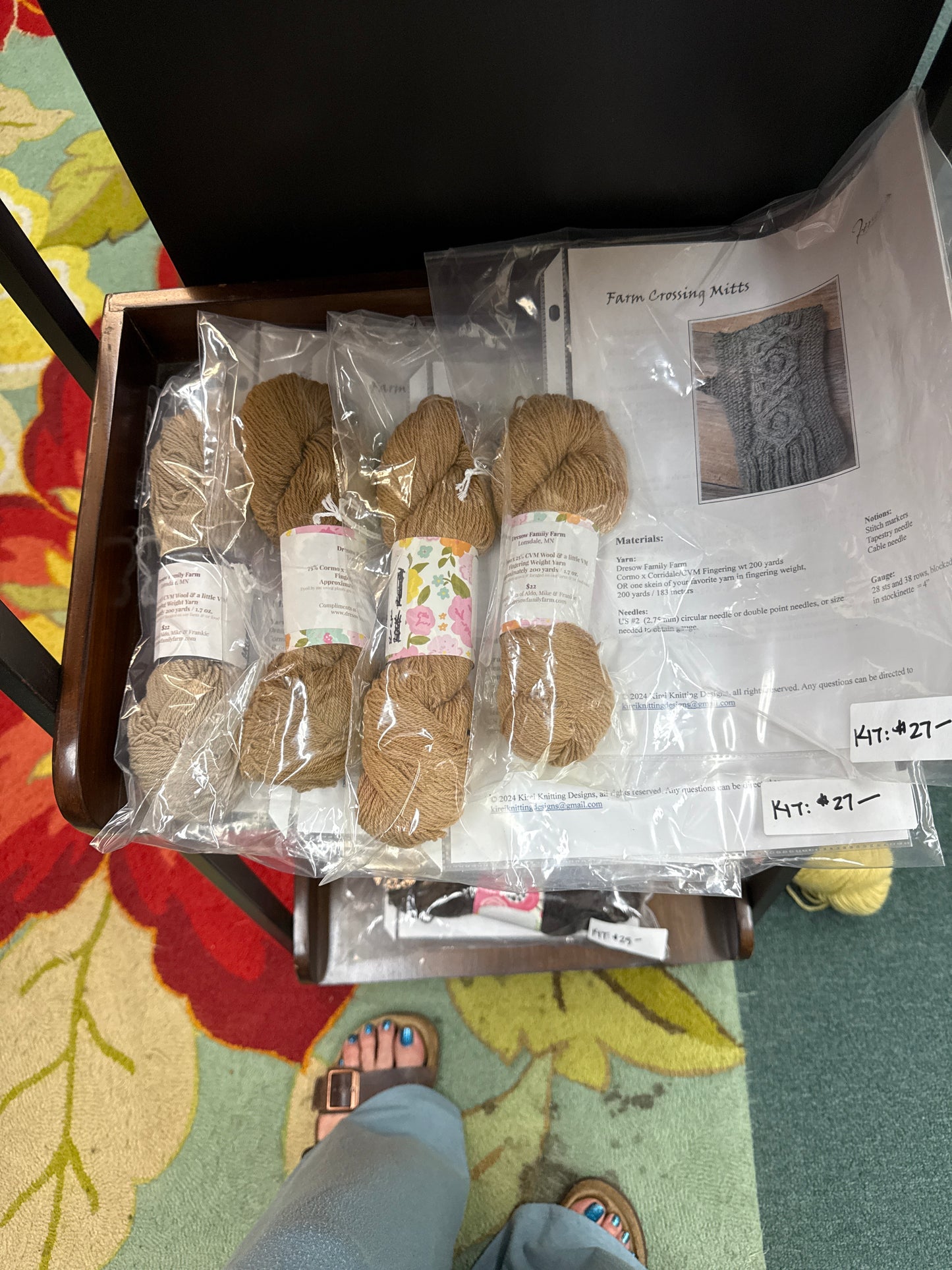 Farm crossings mitts kit