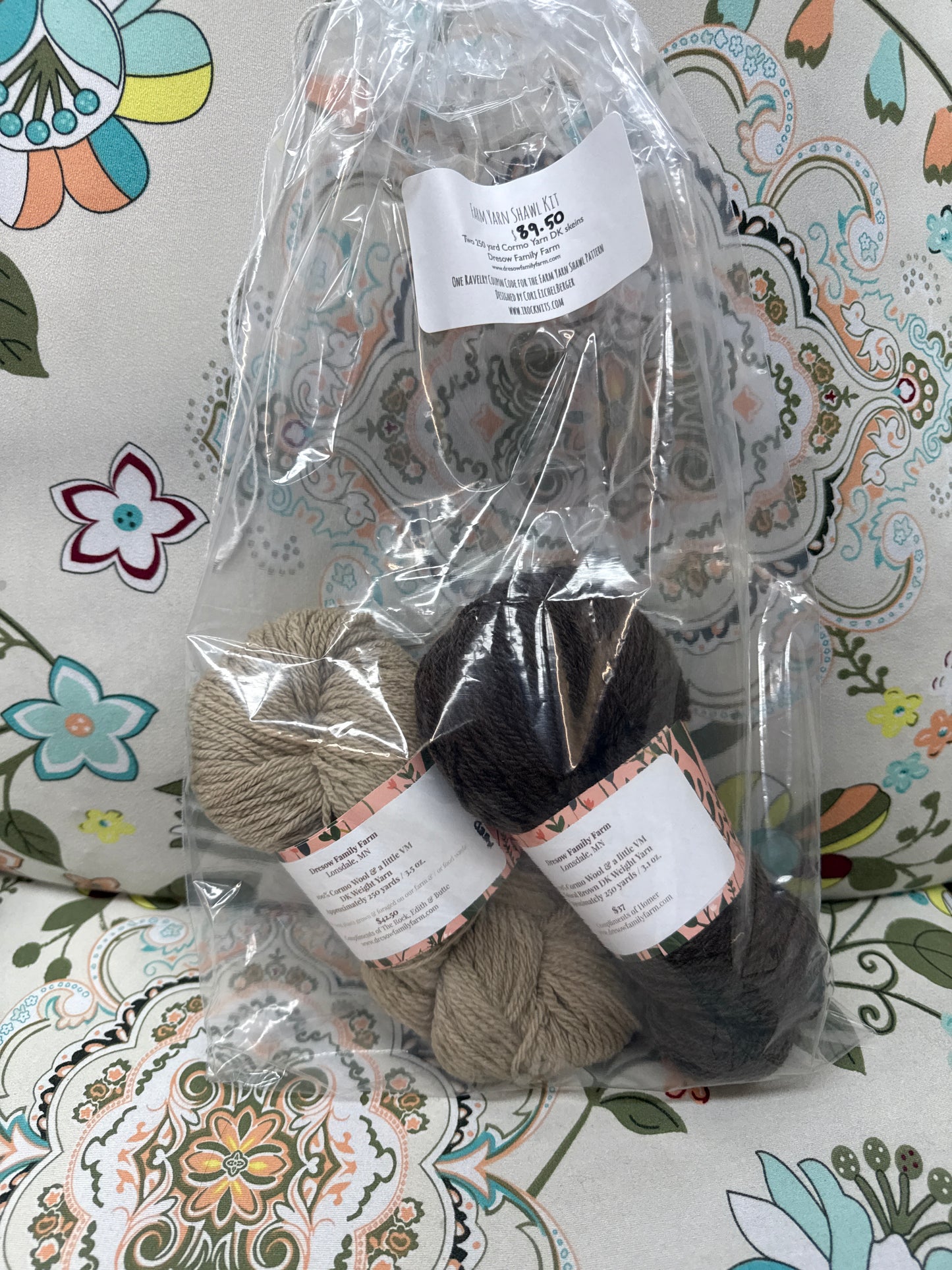 Farm Yarn Shawl kit