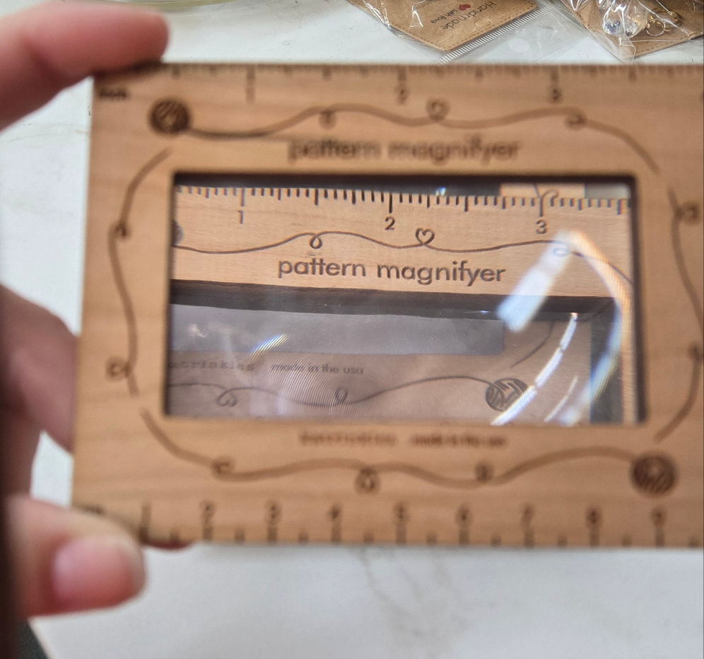 Katrinkles Wooden Pattern Magnifier