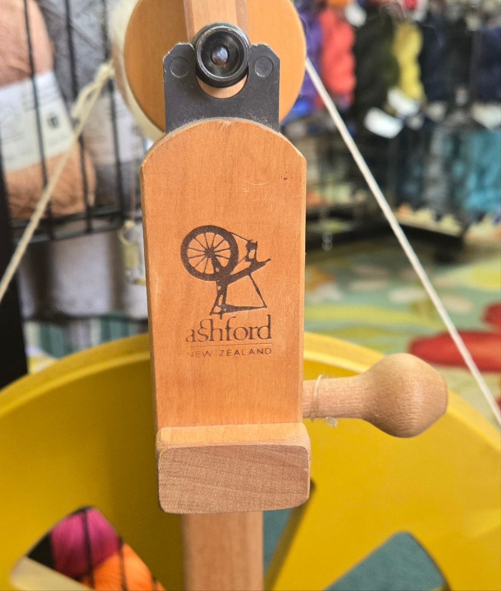 Ashford Kiwi 2 Spinning Wheel