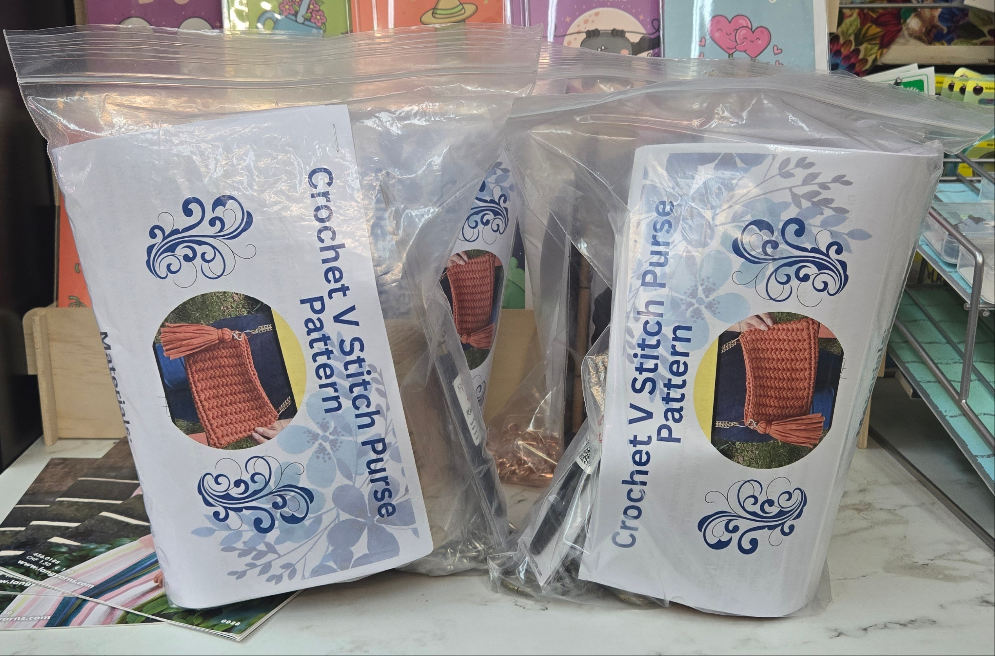 Crochet V Stitch Purse Kit