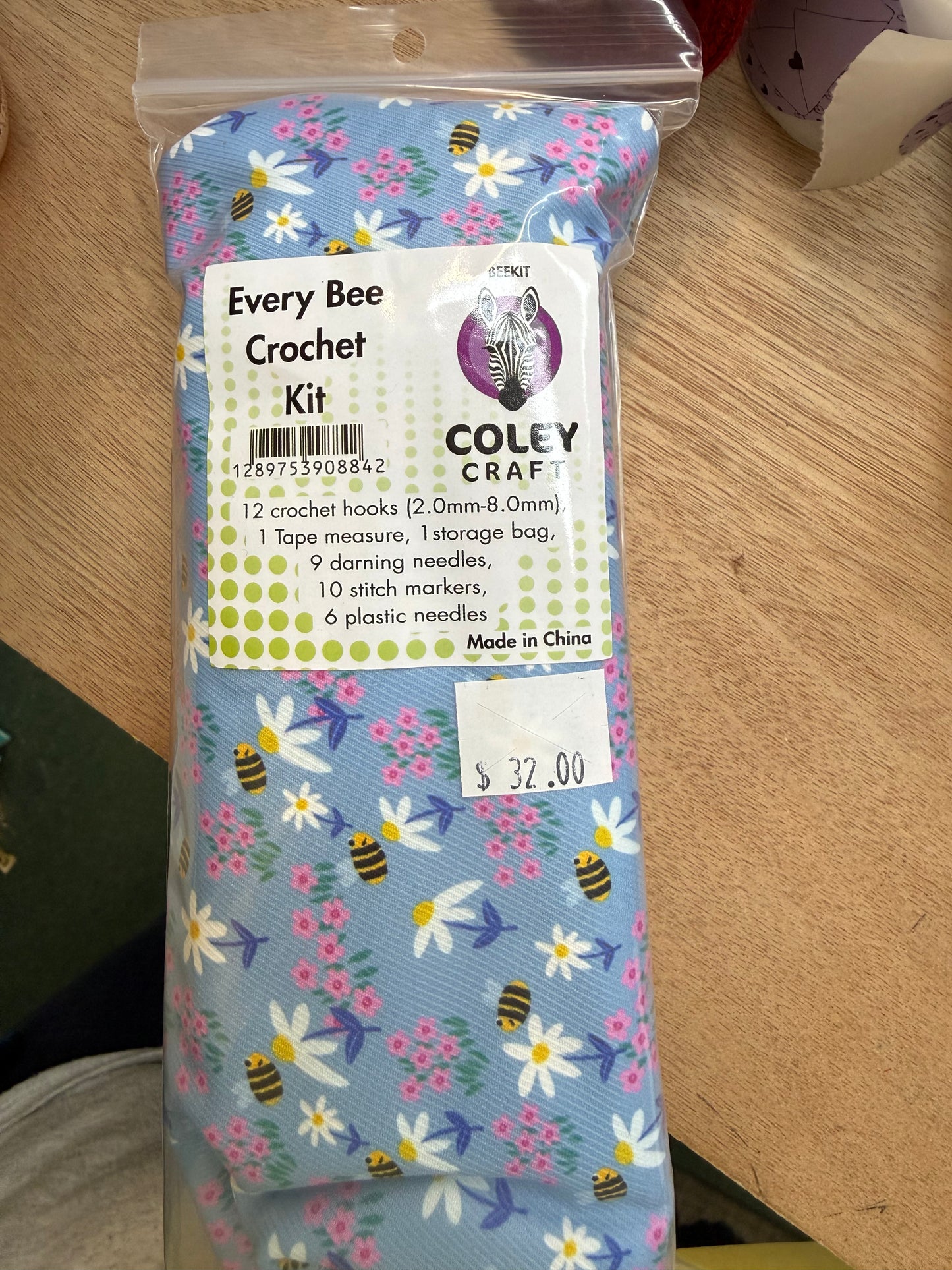 Coley Craft Every Bee Crochet set with accessories