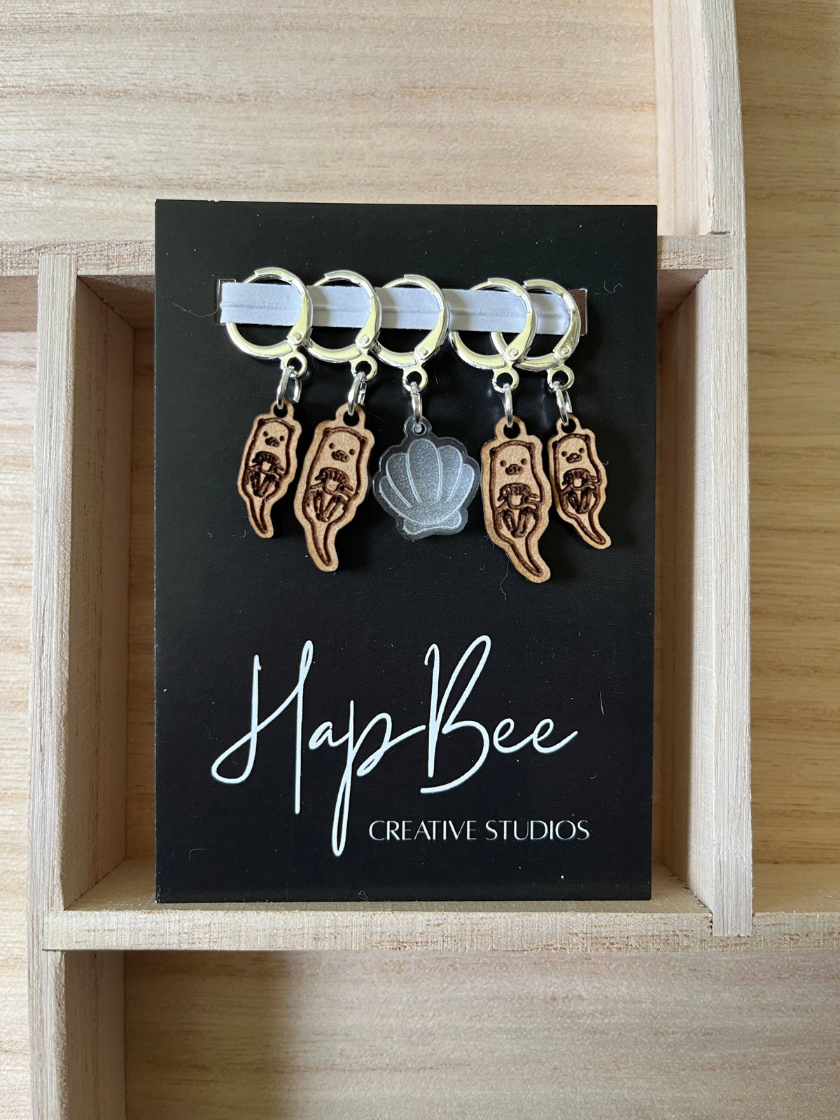 OTTER LOVE Stitch Marker set