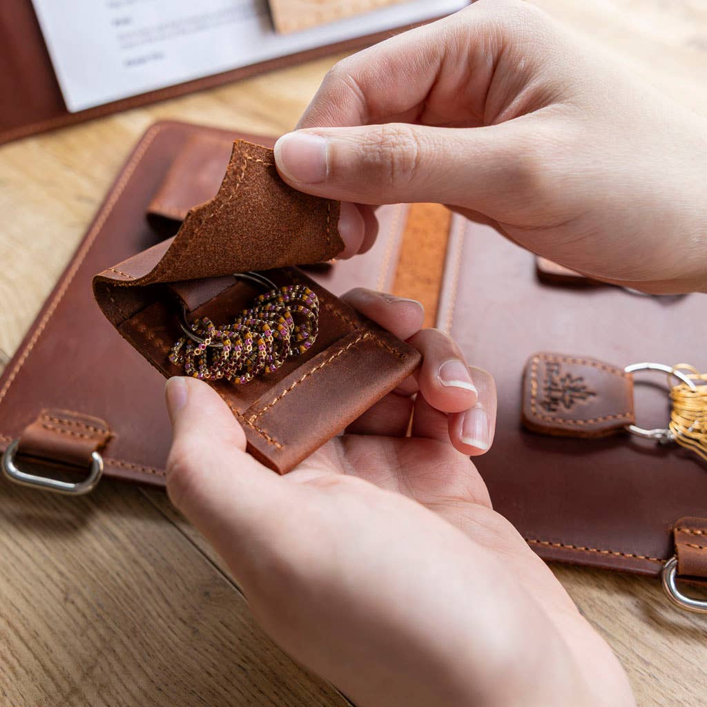 Leather Magnetic Matchlet