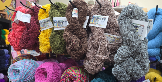Great Adirondack LULU texture yarn