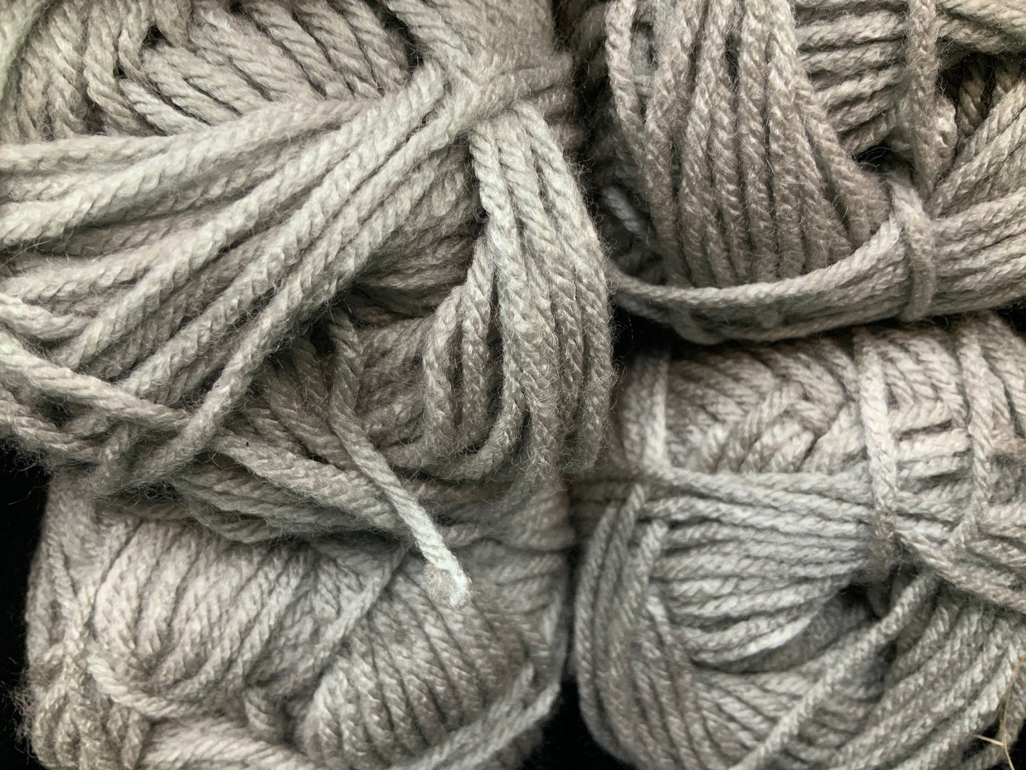 Cascade Yarns Anthem
